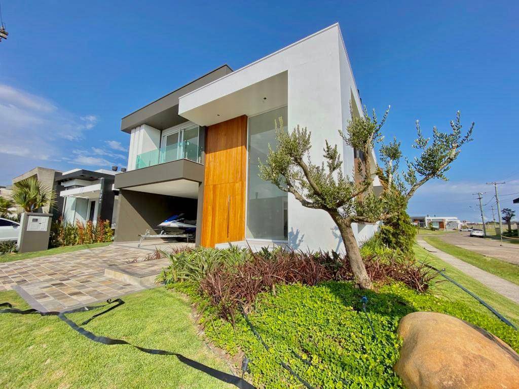 Casa em Condomínio 4 dormitórios para venda, CAPÃO ILHAS RESORT em Capão da Canoa | Ref.: 10254