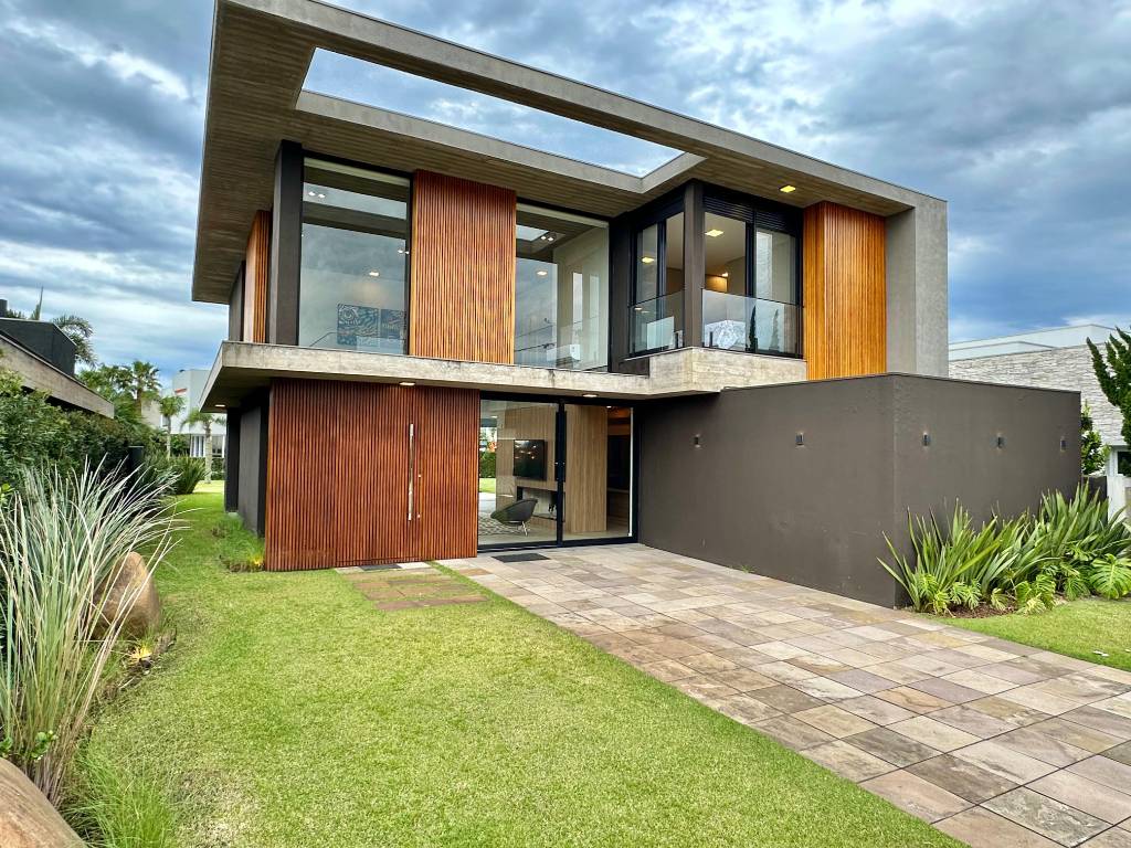 Casa em Condomínio 5 dormitórios para venda, ENSEADA LAGOS XANGRI-LÁ em Xangri-lá | Ref.: 11638
