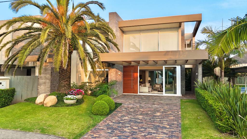 Casa em Condomínio 4 dormitórios para venda, VELAS DA MARINA em Capão da Canoa | Ref.: 11705