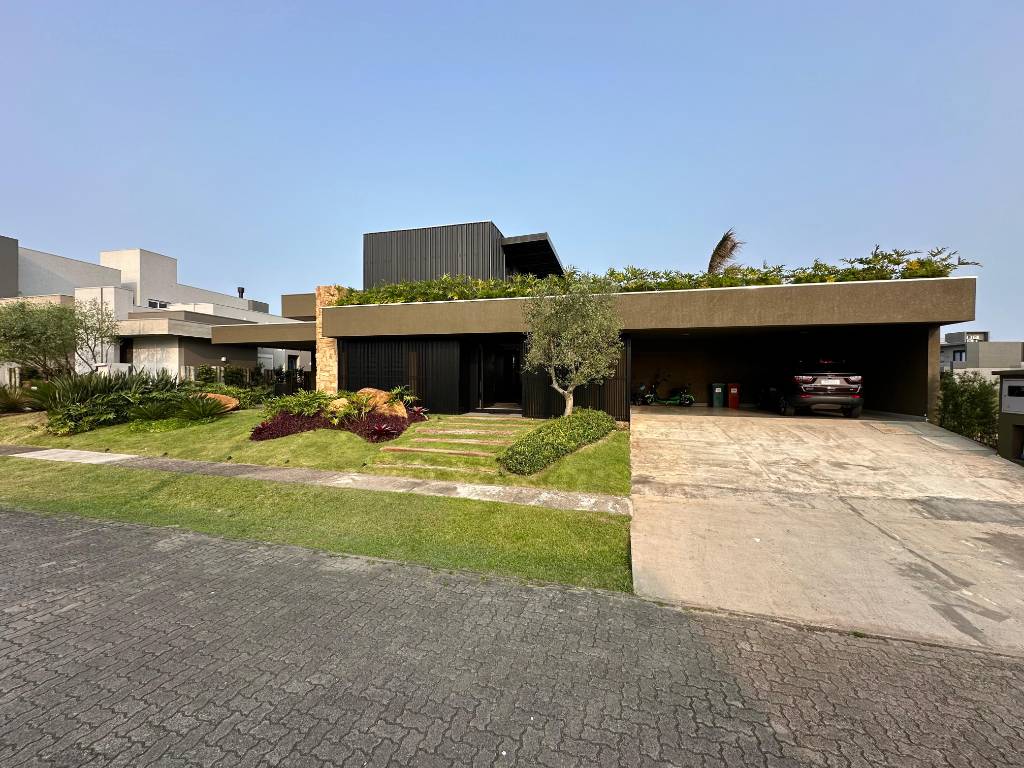 Casa em Condomínio 6 dormitórios para venda, CAPÃO ILHAS RESORT em Capão da Canoa | Ref.: 11713