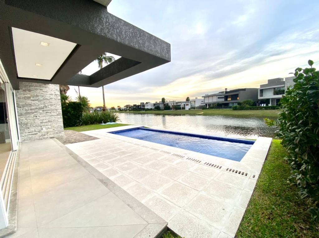 Casa em Condomínio 5 dormitórios para venda, ENSEADA LAGOS XANGRI-LÁ em Xangri-lá | Ref.: 5942